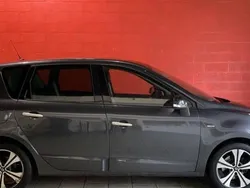 Utilisé 2011 Renault Scénic III Bose Edition Monospace | 5 970 € (Prix juste)