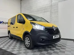 Jaune Utilisé 2017 Renault Trafic Van | 22 990 € (Prix cher)
