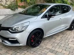 Gris Utilisé 2013 Renault Clio IV R.S. Berline | 14 790 € (Prix assez cher)
