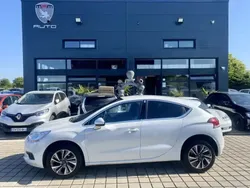 Blanc Utilisé 2011 Citroën DS4 Citadine | 6 490 €