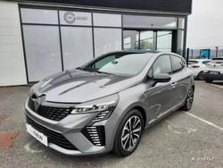 Gris Utilisé 2025 Renault Clio V Techno | 22 300 € (Prix assez cher)