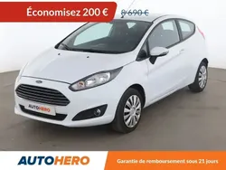 Blanc Utilisé 2015 Ford Fiesta Citadine | 8 490 € (Prix juste)