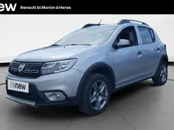 Gris Utilisé 2020 Dacia Sandero Stepway Citadine | 10 990 € (Prix juste)