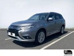 Gris Utilisé 2019 Mitsubishi Outlander SUV | 21 900 €