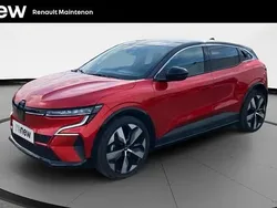 Rouge Utilisé 2022 Renault Mégane Techno Berline | 20 890 € (Prix juste)