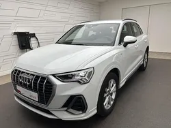Blanc glacier métallisé Utilisé 2022 Audi Q3 S-Line SUV | 33 990 € (Prix juste)