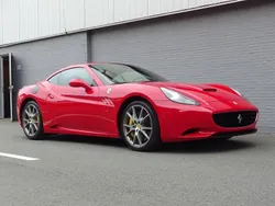 Rouge Utilisé 2013 Ferrari California Cabriolet | 107 500 €