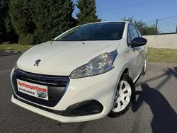 Gris Utilisé 2016 Peugeot 208 Citadine | 4 950 € (Prix juste)
