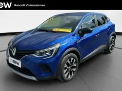 Bleu Utilisé 2023 Renault Captur Evolution SUV | 17 899 € (Prix juste)