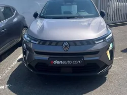 Gris Utilisé 2025 Renault Symbioz Techno SUV | 38 000 € (Prix cher)