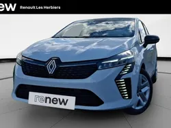 Blanc Utilisé 2023 Renault Clio V Evolution Citadine | 15 480 € (Prix juste)