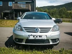 Utilisé 2005 VW Golf IV Berline | 3 000 € (Prix juste)
