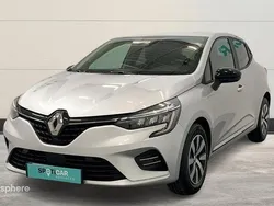 Gris Utilisé 2023 Renault Clio V Evolution Berline | 15 999 € (Prix juste)