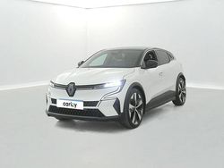 Blanc Occasion 2022 Renault Megane E-Tech Techno Berline | 22 990 € (Prix juste)