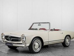 Blanc Utilisé 1964 Mercedes 230 Cabriolet | 74 900 €