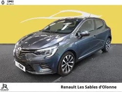 Gris Utilisé 2022 Renault Clio V Intens Citadine | 14 880 € (Prix juste)