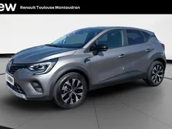 Gris Utilisé 2024 Renault Captur Evolution SUV | 19 450 € (Prix juste)