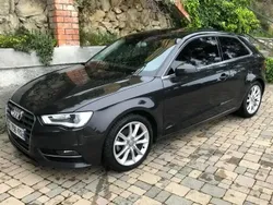Noir Utilisé 2013 Audi A3 Ambition Berline | 12 990 € (Prix juste)