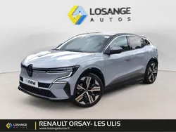 Utilisé 2023 Renault Mégane Iconic Berline | 25 980 € (Bon prix)
