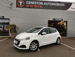 Blanc Utilisé 2017 Peugeot 208 Active Citadine | 6 990 € (Bon prix)