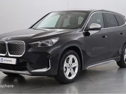 Saphirschwarz métal Utilisé 2024 BMW iX1 xLine SUV | 34 999 €