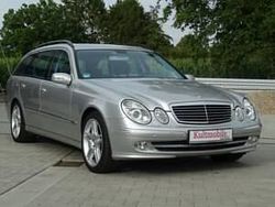 Argent Utilisé 2004 Mercedes E200 | 10 900 €
