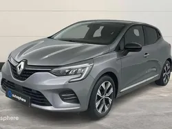 Utilisé 2023 Renault Clio V Evolution Berline | 17 990 € (Prix juste)