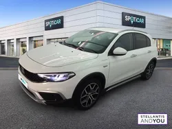 Utilisé 2023 Fiat Tipo Cross Berline | 19 789 € (Prix juste)