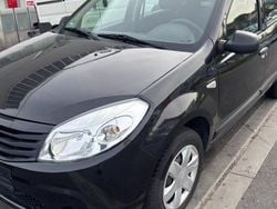 Noir Utilisé 2009 Dacia Sandero Ambiance Citadine | 3 290 € (Bon prix)