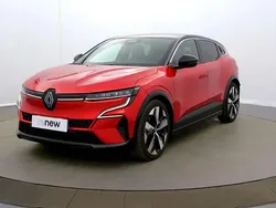 Rouge Utilisé 2023 Renault Mégane Techno Berline | 27 390 € (Prix juste)