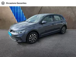 Gris Utilisé 2024 VW Polo Life Berline | 21 990 € (Prix juste)