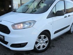 Utilisé 2015 Ford Tourneo Ambiente Van | 6 990 €