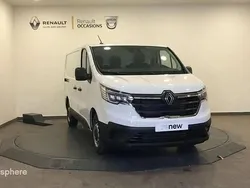 Blanc Nouvelle 2024 Renault Trafic Van | 30 499 € (Prix juste)