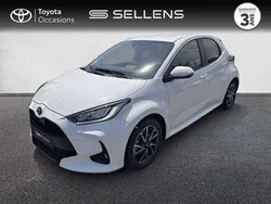 Utilisé 2023 Toyota Yaris Hybrid Design Berline | 20 880 € (Prix juste)