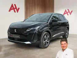 Noir Utilisé 2024 Peugeot 3008 Allure SUV | 23 990 € (Prix juste)