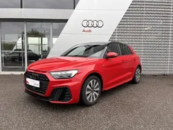Rouge progressif métallisé Utilisé 2024 Audi A1 Sportback S-Line Citadine | 25 990 € (Prix juste)