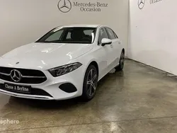 Blanc digital métallisé Utilisé 2024 Mercedes A250 Progressive Berline | 39 999 € (Prix assez cher)