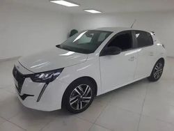 Blanc Occasion 2023 Peugeot 208 Style Citadine | 15 990 € (Prix juste)