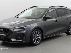 Gris Utilisé 2023 Ford Focus ST-Line Break | 23 999 € (Prix juste)