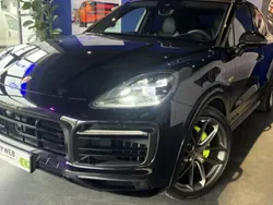 Utilisé 2020 Porsche Cayenne SUV | 75 000 € (Prix juste)