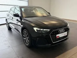 Noir mythe métallisé gris manhattan métallisé Utilisé 2025 Audi A1 Sportback Design Citadine | 26 990 € (Prix assez cher)