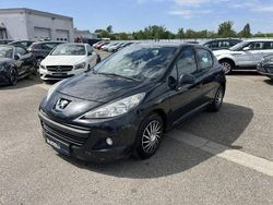 Noir Utilisé 2010 Peugeot 207 Berline | 1 990 €