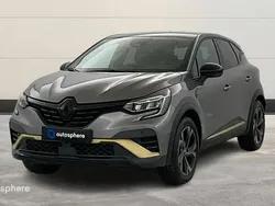 Gris Utilisé 2023 Renault Captur Engineered SUV | 22 590 € (Prix juste)