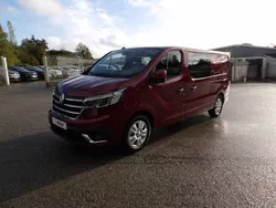 Rouge Utilisé 2024 Renault Trafic Van | 40 990 €