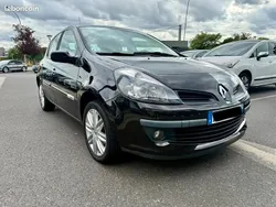 Noir Utilisé 2007 Renault Clio III Initiale Berline | 6 490 € (Bon prix)