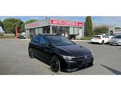 Noir Nouvelle 2025 VW Golf VIII R-line Berline | 36 950 € (Prix assez cher)