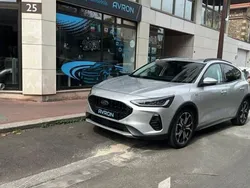 Gris Utilisé 2023 Ford Focus Active Berline | 21 990 € (Prix juste)