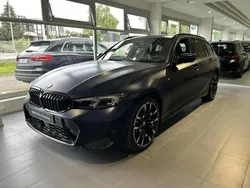 Bleu Nouvelle 2025 BMW 330 M Sport Break | 82 590 €