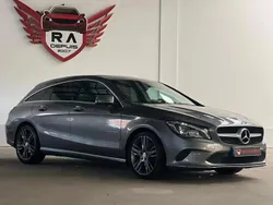 Gris Utilisé 2017 Mercedes CLA180 Urban Berline | 17 999 €