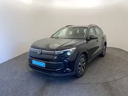 Noir Utilisé 2024 VW Tiguan Life SUV | 35 990 € (Prix juste)